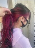 ピンクバイオレットインナーカラーロングヘアーコテ巻き