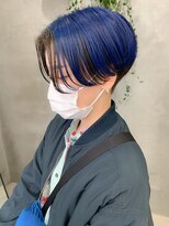 テトヘアー(teto hair) ヴェールカラー、ツートーン、ブルー、刈り上げショート