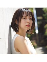 アトリエ フェム(atelier.fem)&nbsp;抜け感のある外ハネショートボブ