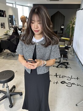 キング 枚方店(K!ng) 【枚方、高槻】ホワイトハイライト