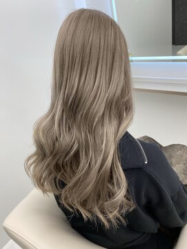 リルーア(RIRUA) グレージュ