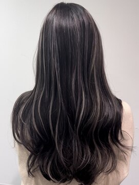 パトゥ 烏丸(patou) レイヤーカット×大人ハイライト