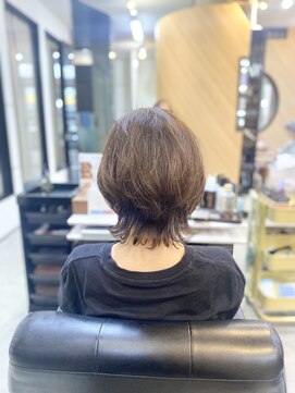 アキコ(AKIko) ミニウルフ ショート