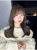 オリーブグレージュ/韓国ヘア/流れるお顔周り