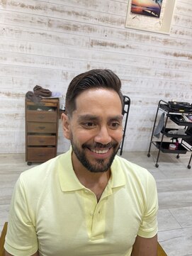 アンソレイユ ヘアー ガーデン(ensoleille hair garden) サイドパートスタイル