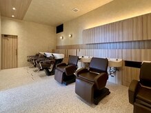 アース コアフュールボーテ 上越店(EARTH coiffure beaute)の雰囲気（極上の癒し体験。至福のシャンプータイムを。）