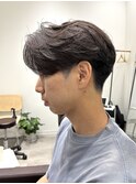 毛流れセンターパートニュアンスパーマカルマヘアメンズパーマ