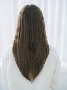 オーガニック・コスメベースの豊富な縮毛矯正メニュー♪oggi ottoTrとの相性◎