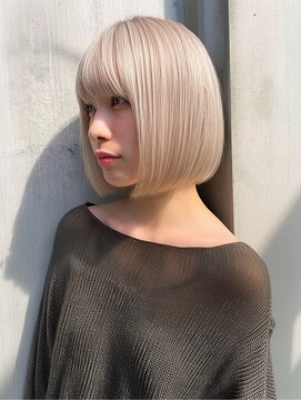 ヴェイン 渋谷(vain) ボブ レイヤー 顔周りレイヤー 小顔カット 透明感カラー