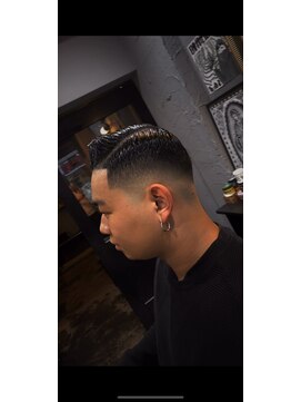 エーピーティートアウエスト(APT. TOR WEST) side part