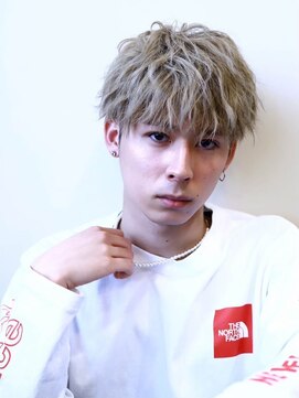 ハイトーン×パーマ風巻きスタイリング【北千住】