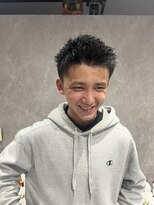 リル(RiLU)&nbsp;テーパーフェード×スパイキーショート