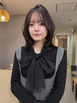 クイ(quii) 美シルエット/メディアムレイヤーカット/ラベンダー