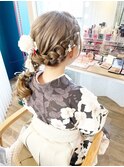 編み込みあみおろしヘア