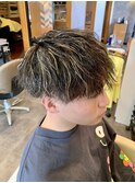 ツイストスパイラルパーマメッシュハイライト