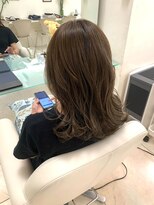 ヘアーアンドメイク ブリリアント(hair&make BRILLIANT)&nbsp;ナチュラルハイライト　白髪ぼかし　３０代ヘア　40代ヘア