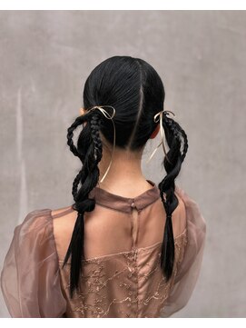 ルゥーダ シロカネダイ(Rouxda. SHIROKANEDAI) ツインアップ