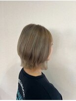 ヘアーアートミュージアム(Hair Art Museum) ハイトーン/ミルクティー/ミディアムボブ/レイヤー