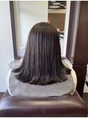透明感のあるアッシュベージュカラー