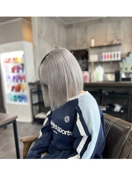 アーサスバイヘッドライト 水戸城南2丁目店(ursus by HEADLIGHT) 【LEN】ホワイトボブ