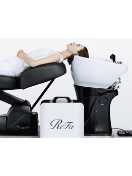 【髪と頭皮の不純物をデトックス!新規特典!マシンバブルSPA無料サービス】リファの最新バブルシャワー*