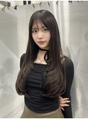 ミディアムレイヤーロングレイヤーカット顔周り