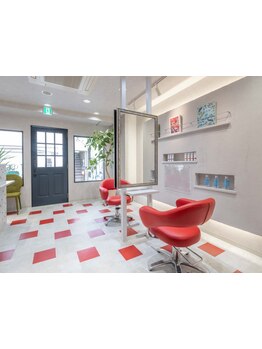 落ち着いたアットホームな空間で、あなただけのサロンタイムを♪一人一人に合わせた提案が人気の秘密。