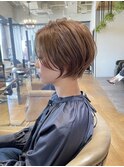 30代40代50代大人ショート髪型丸顔前髪あり似合わせ 安