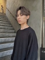 ネイト(Neit)&nbsp;ニュアンスパーマメンズブリーチセンターパートグレージュ