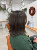 やわらかアッシュブラウン×外はねボブ