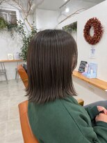 シーバイトリコ 市川(SEA by tricot)&nbsp;やわらかアッシュブラウン×外はねボブ