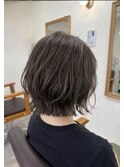 スモーキーマットブラウン