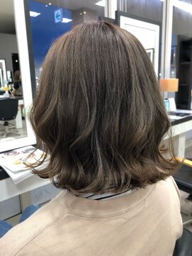 フレンズ 平岡店(friend's) 【札幌平岡 グレージュ/ゆるまきウェーブ】 木村美菜子