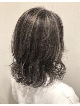 クロリ(Coloris) グレージュ系ハイライトカラー!