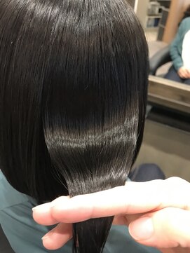 エテルノ ルーチェ ドゥエ(eterno luce due) 天使の輪ストレート(矢巾)