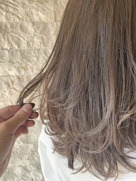 バーベナ(VERBENA) 【VERBENA】品のある透明感グレージュ