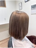 スモーキーベージュ&ホワイトヴァイオレットのインナーカラー