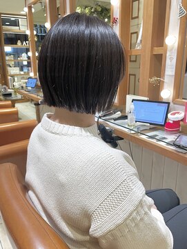 ネオリーブ クタ 町田店(Neolive kuta) 【Ｎｅｏｌｉｖｅｋｕｔａ町田店】切りっぱなしボブ