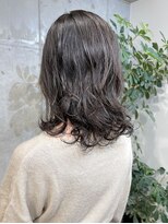 マノハル(MANOHARU)&nbsp;黒髪　パーマが取れやすい方　ミディアムデジタルパーマ