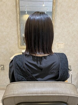 モク 川口店(mok) 切りっぱなし外ハネ　スタイル