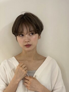 エイチバイシオミエイチ 神戸三宮(H by shiomi H) お洒落ショート