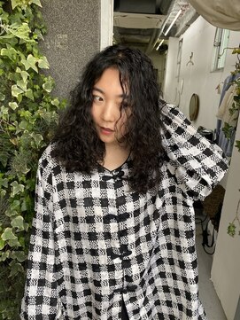 フィン(fin,) fin,/ブリーチ/パーマ/ハイトーン/ダブルカラー/インナーカラー