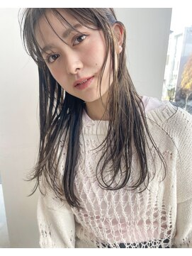 ジュリエッタ(giulietta) グレージュカラー 透明感カラー シースルー レイヤーカット