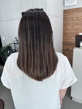 キャリー(Caly) エアータッチシャドールーツ