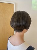 30代40代大人かっこいいグレージュハイライト×ショート