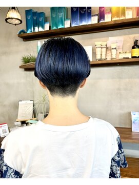 ヴースヘアデザイン(vou's hair design) デザインカラーショート　/ショートカット/ダブルカラー