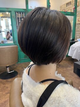 ヘアーラウンジ アンフィ 井土ヶ谷(Hair Lounge Anphi) ショート