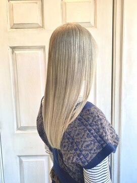 アロマ ヘアー ルーム 新宿3号店(AROMA hair room) ミルクティーカラー／ベージュカラー/フェミニンカラー