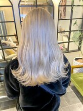 スリー 麻布(THLEE)&nbsp;ホワイトカラー/海外風/髪質改善