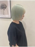 ペールグリーン